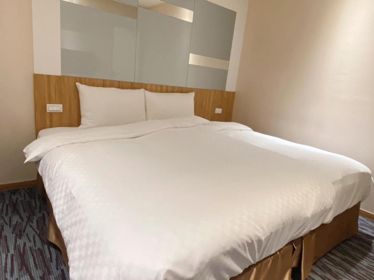 Muzik Hotel - Ximending Xining Branch Tajpej Zewnętrze zdjęcie