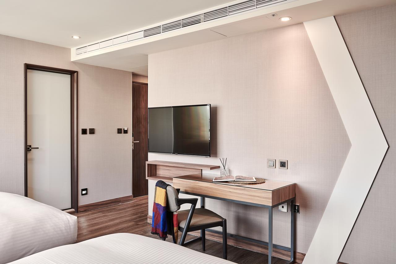 Muzik Hotel - Ximending Xining Branch Tajpej Zewnętrze zdjęcie