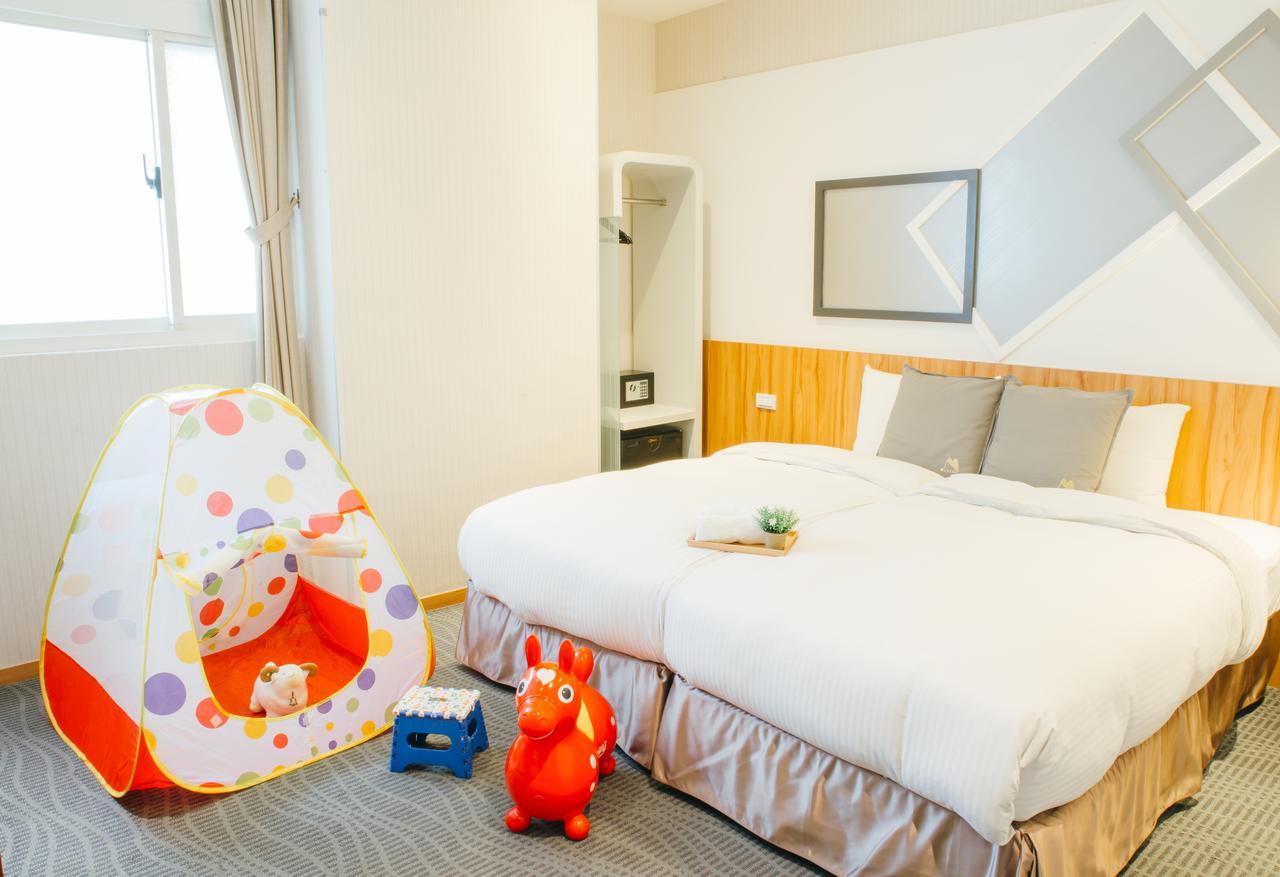 Muzik Hotel - Ximending Xining Branch Tajpej Zewnętrze zdjęcie